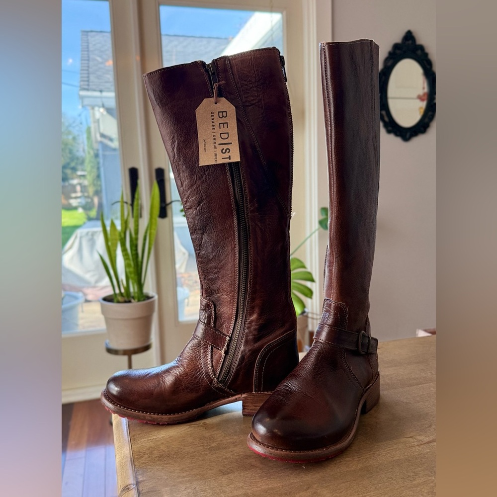 BED|STU Handmade Women’s Glaye Teak Rustic Boots in size 7 NWT in box